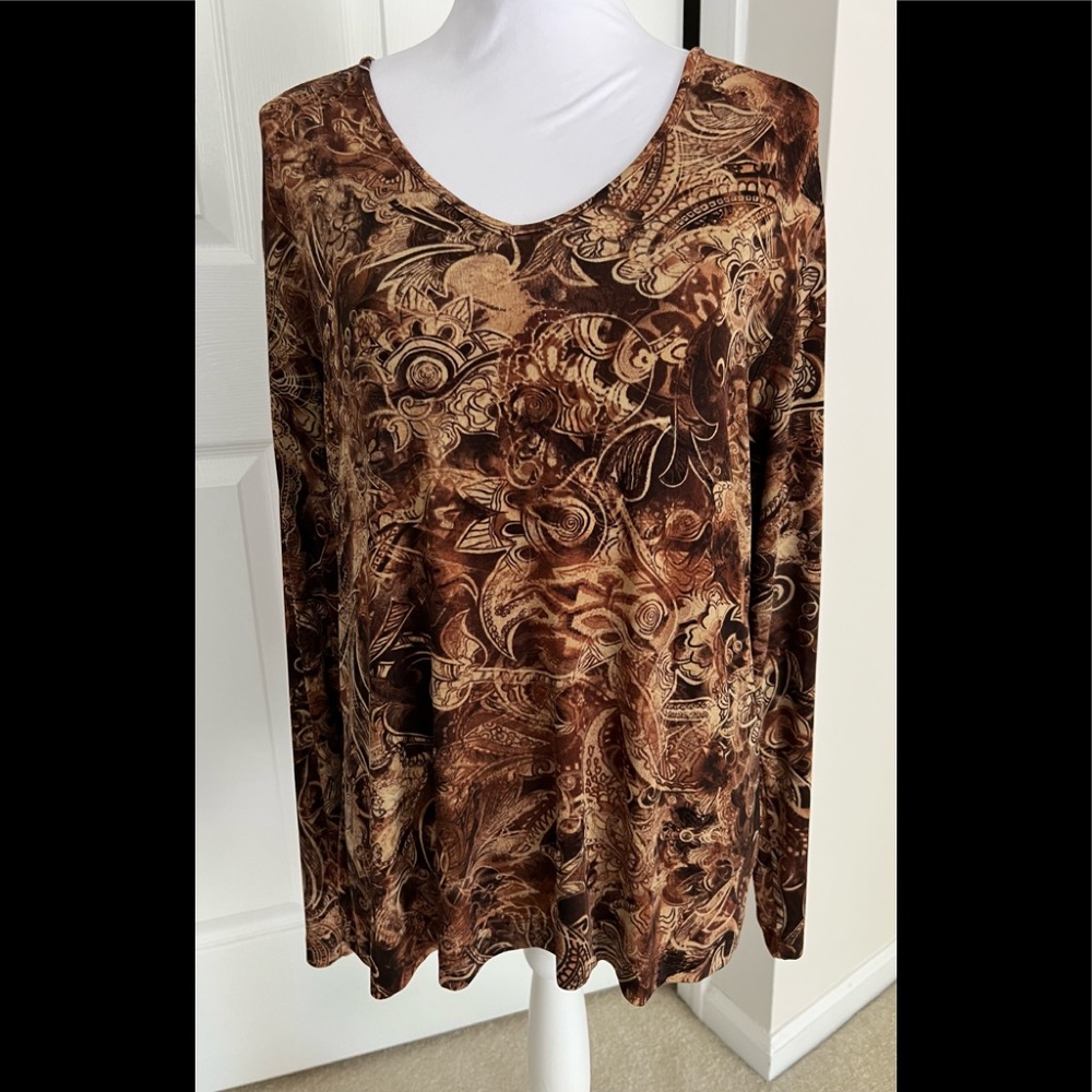 Chico’s Travelers Long Sleeve V-Neck Top - Size 3 (large)